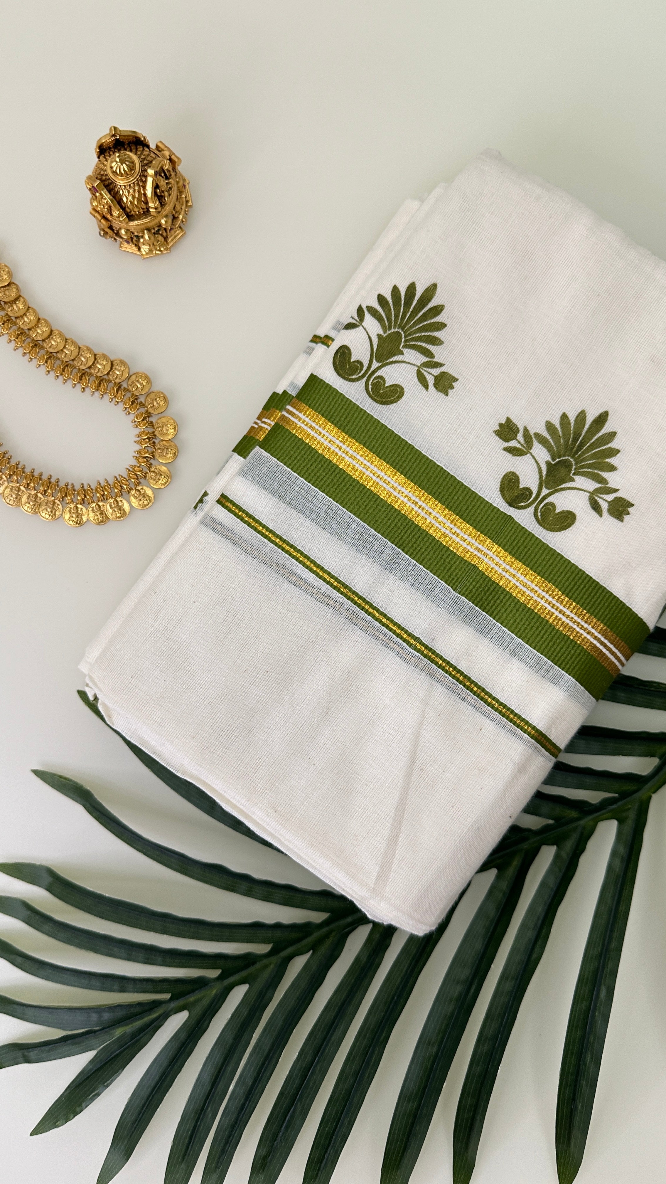 Green Design Kerala Single Set and Mundu